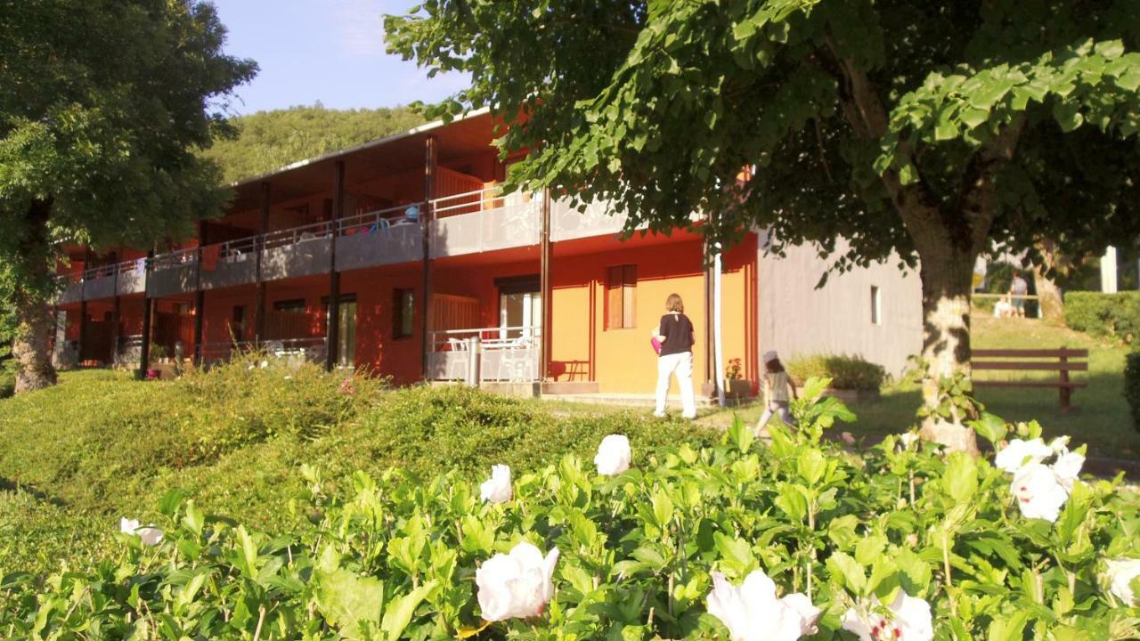 Vvf Sud Aveyron Hotel Brusque Eksteriør billede